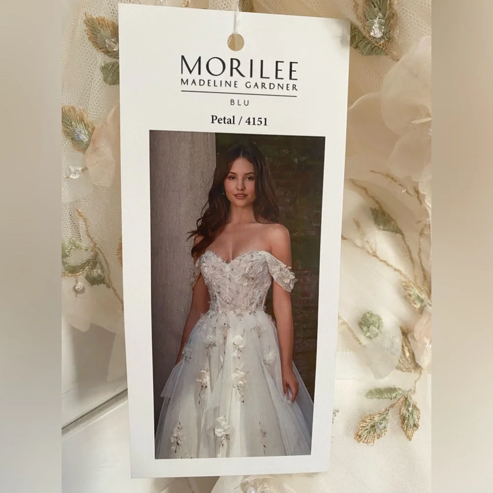 NEW - NEVER WORN MORILEE
MADELINE GARDNER
BLU - Picture 2 of 4